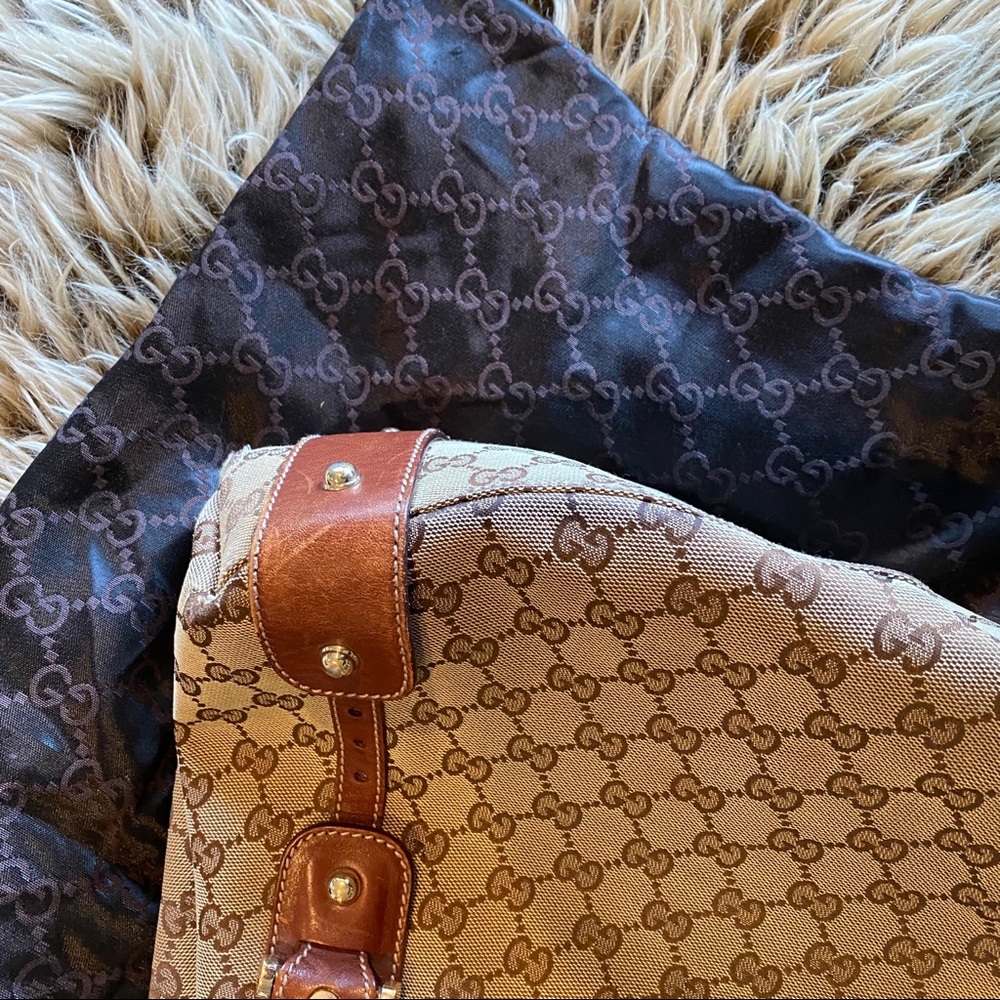 1. Additional pics Brown Gucci Pelham - Picture 12 of 16